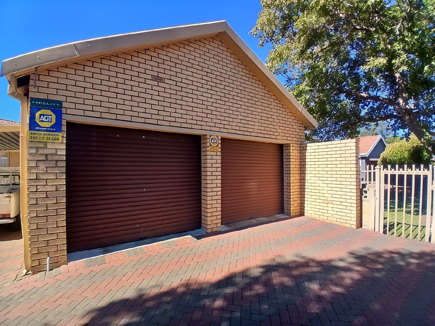 Well-Appointed Family Home with Pool, Lapa & Borehole in Fauna, Bloemfontein photo 4