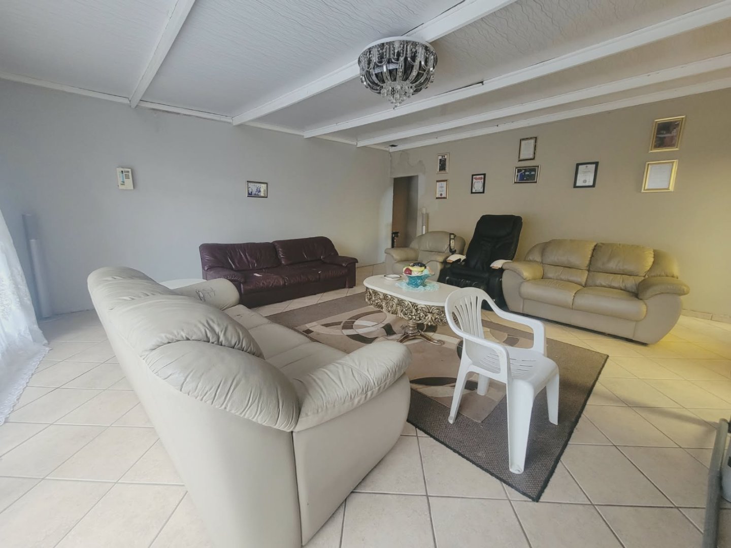 Spacious 4-Bedroom Family Home | Double Garage | Pool | Prime Location | Morewag, Kroonstad photo 4
