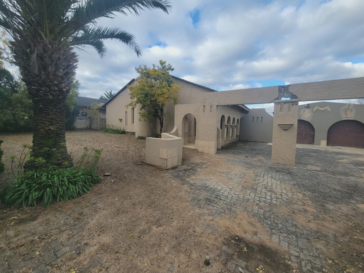Spacious 4-Bedroom Family Home | Double Garage | Pool | Prime Location | Morewag, Kroonstad