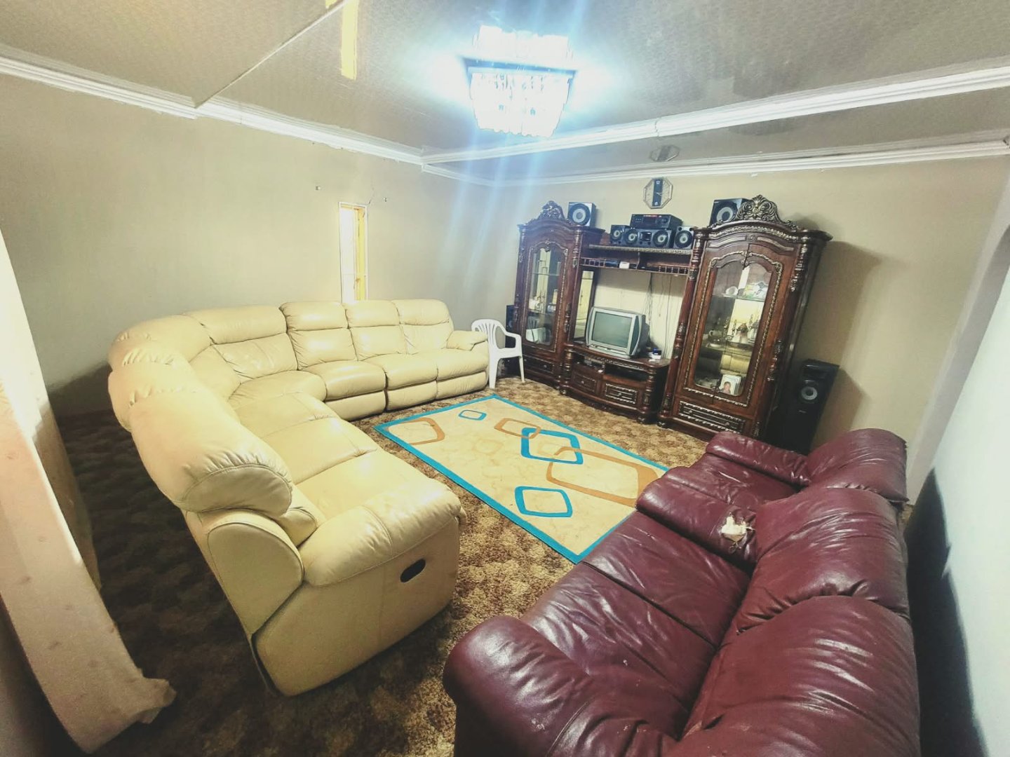 Spacious 4-Bedroom Family Home | Double Garage | Pool | Prime Location | Morewag, Kroonstad photo 2
