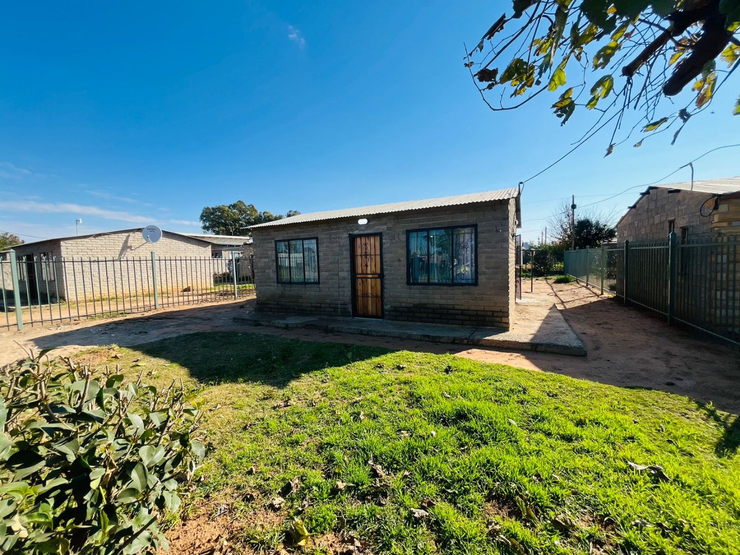 Modern, Move-In Ready Home with Excellent Expansion Potential