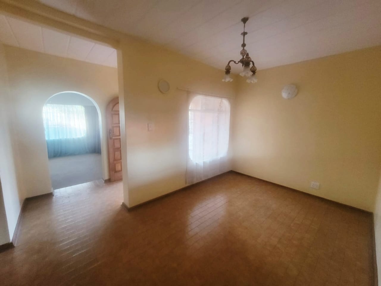 Spacious Double-Storey Family Home with Flatlet & Income Potential in Uitsig, Kroonstad photo 5