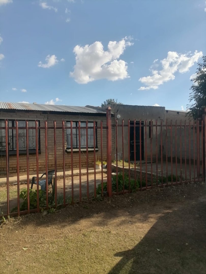 RDP HOUSE AT PHASE photo 3