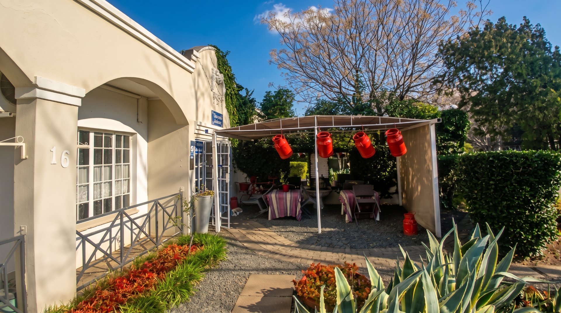 12-Room Guesthouse Investment on Two Full-Title Erfs — Universitas, Bloemfontein photo 3