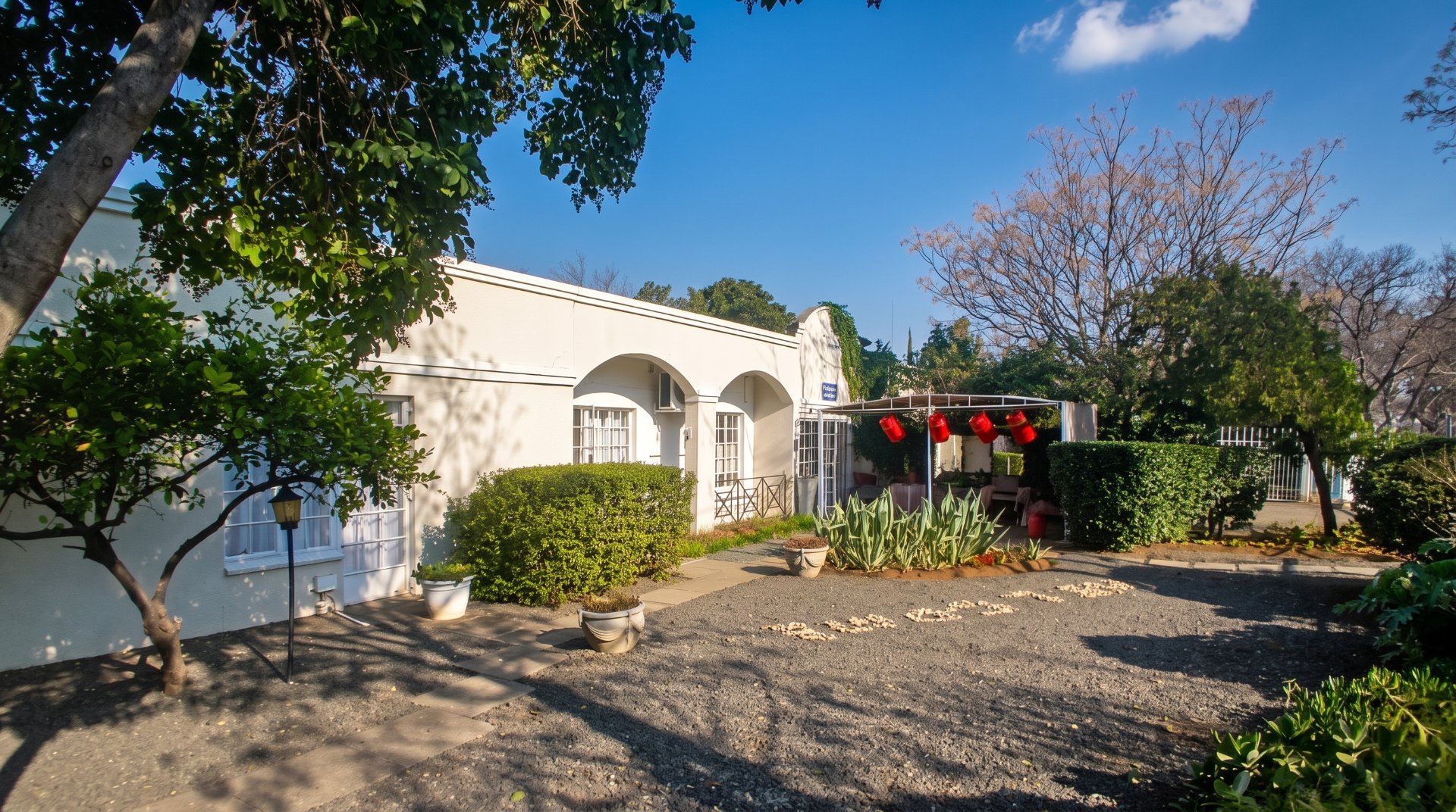 12-Room Guesthouse Investment on Two Full-Title Erfs — Universitas, Bloemfontein