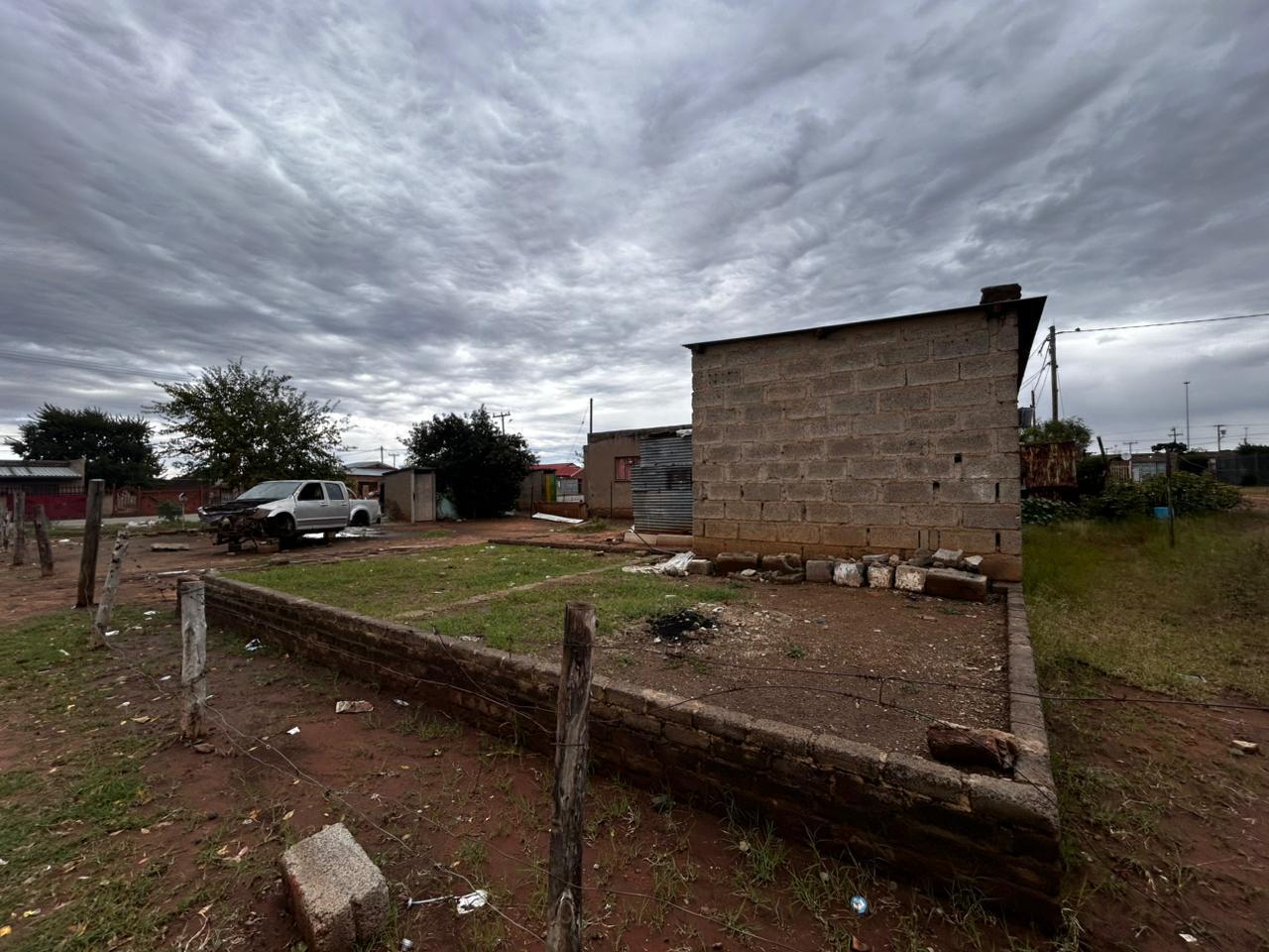 325m² Main-Road Stand in Freedom Square – Vacant Land, Ready to Develop photo 2