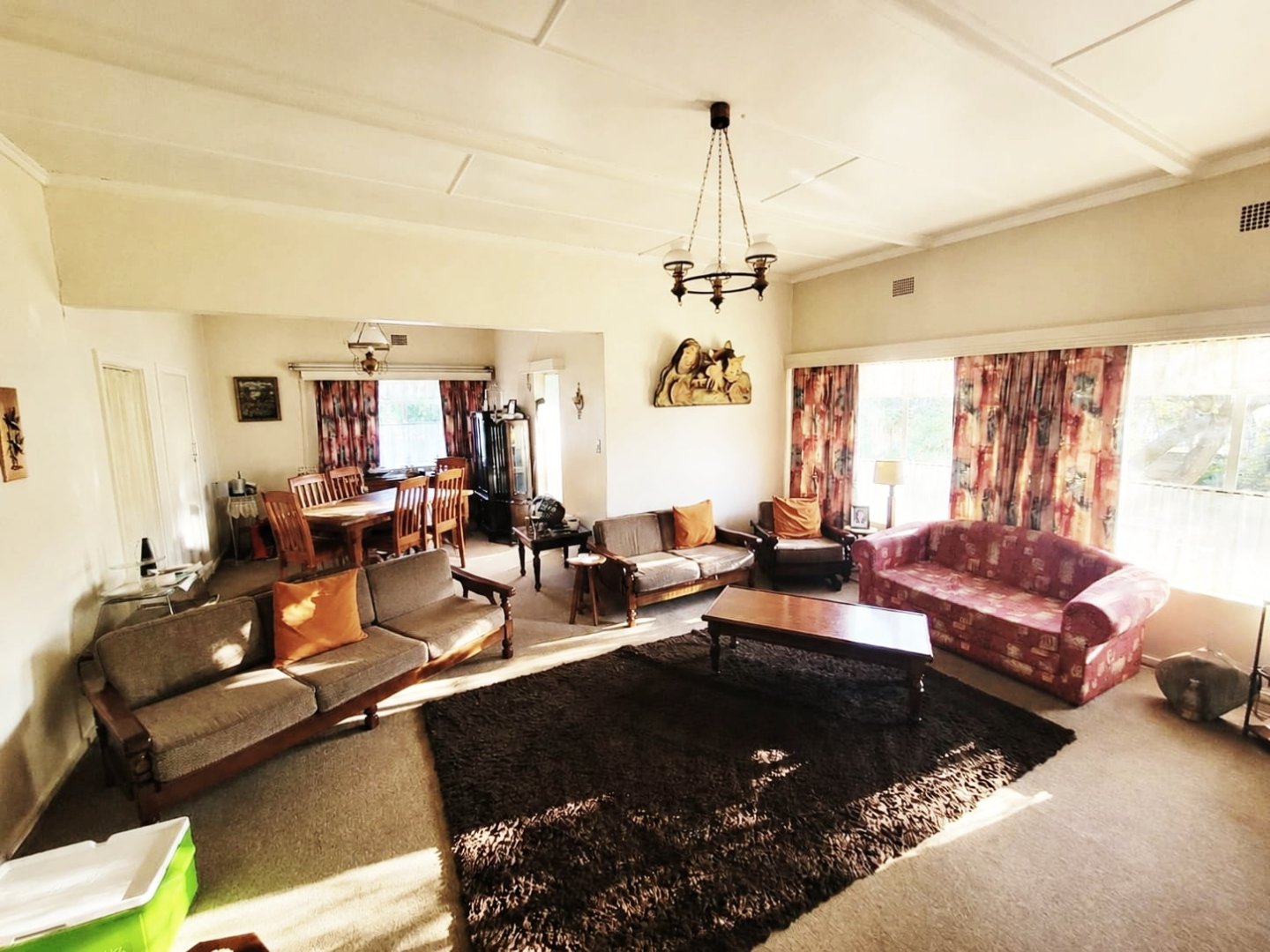 4-Bedroom House with Double Garage in Suidrand, Kroonstad photo 5