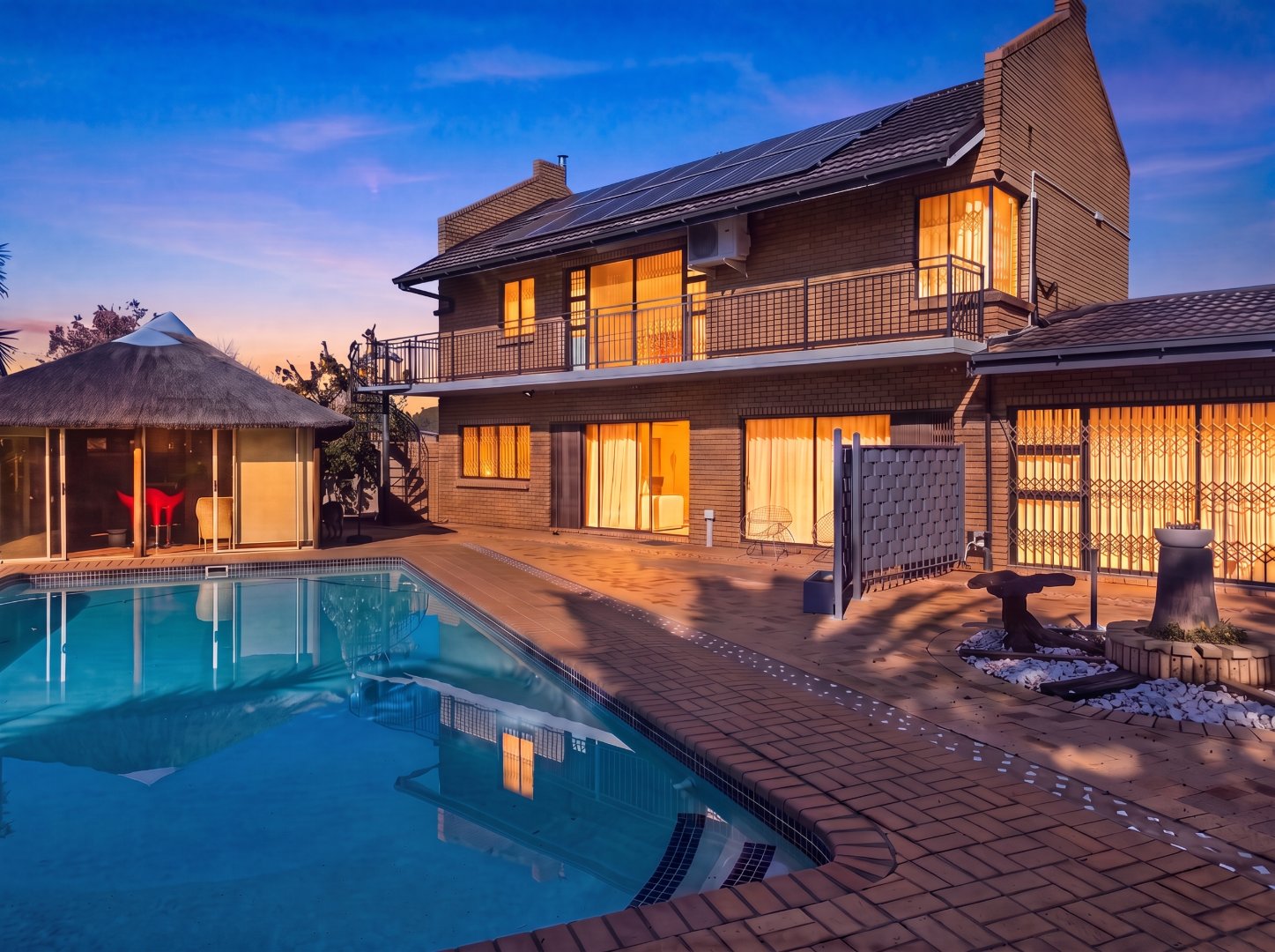 Six-Bedroom Dan Pienaar Family Home With Self-Contained Flatlet