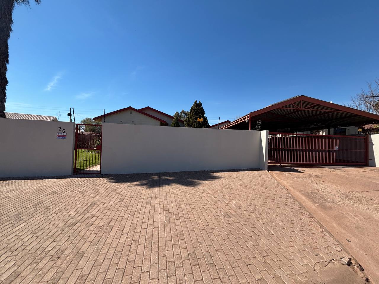EXCLUSIVE SOLE MANDATE ON A SPACIOUS FAMILY HOME THAT HAS SO MUCH TO OFFER!! photo 2