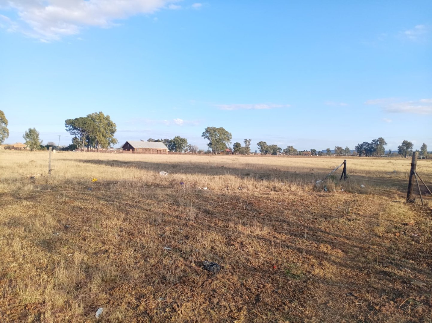 4.28 Hectare Small Holding with Guest Cottage in Shannon Valley photo 3
